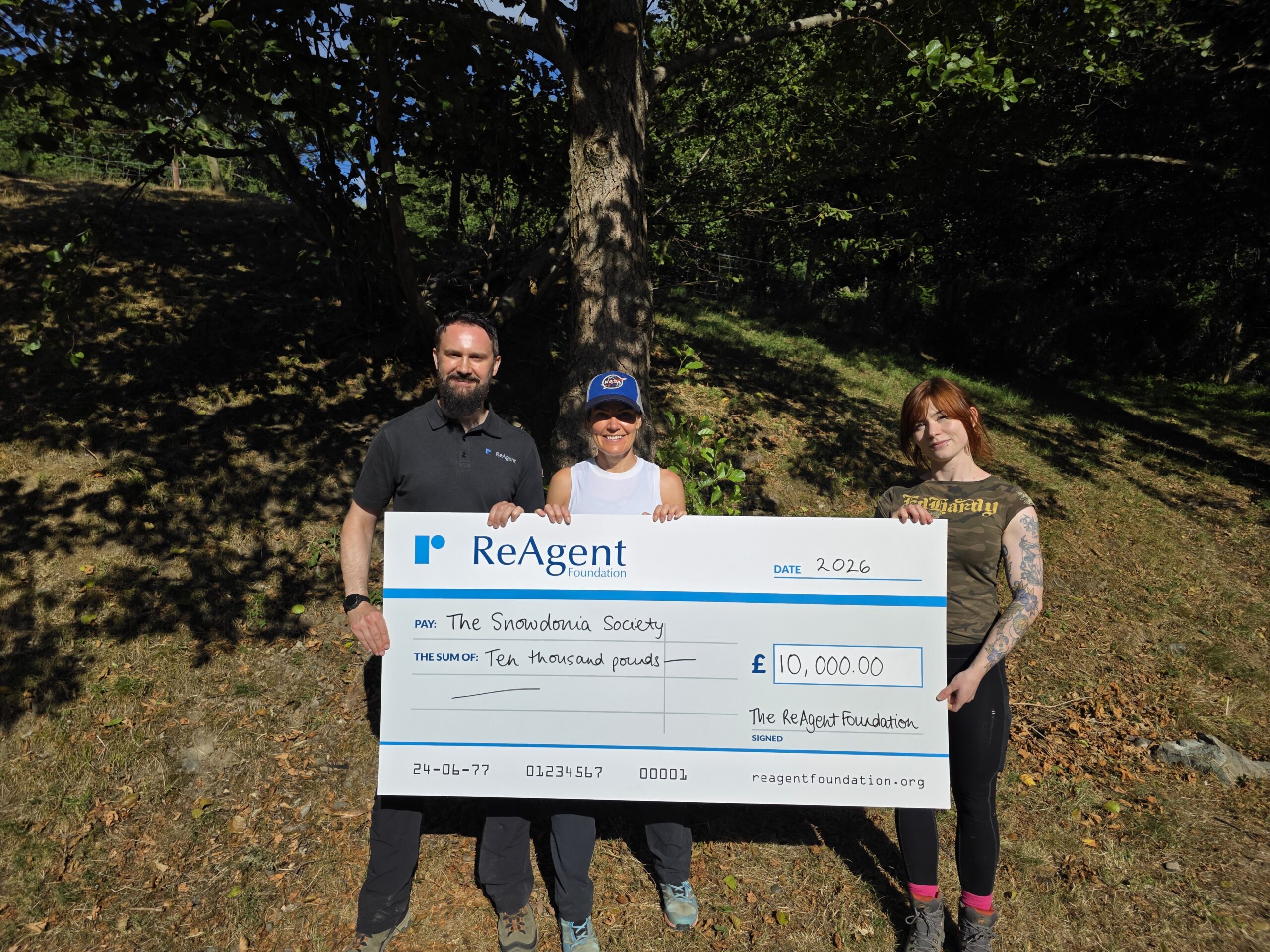 ReAgent Foundation presenting £10,000 cheque to the Snowdonia Society